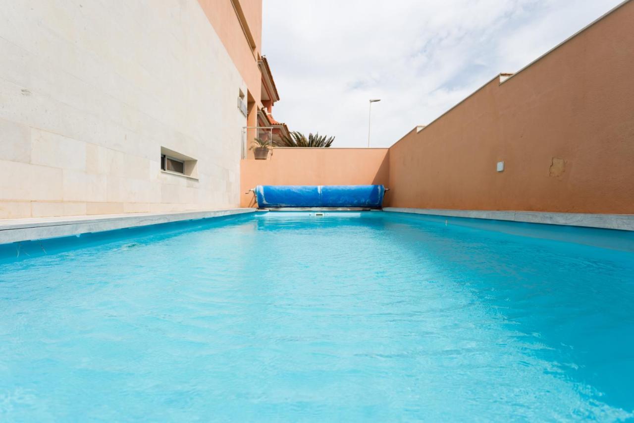 Modern House With Private Swimming Pool Villa เอลเมดาโน ภายนอก รูปภาพ